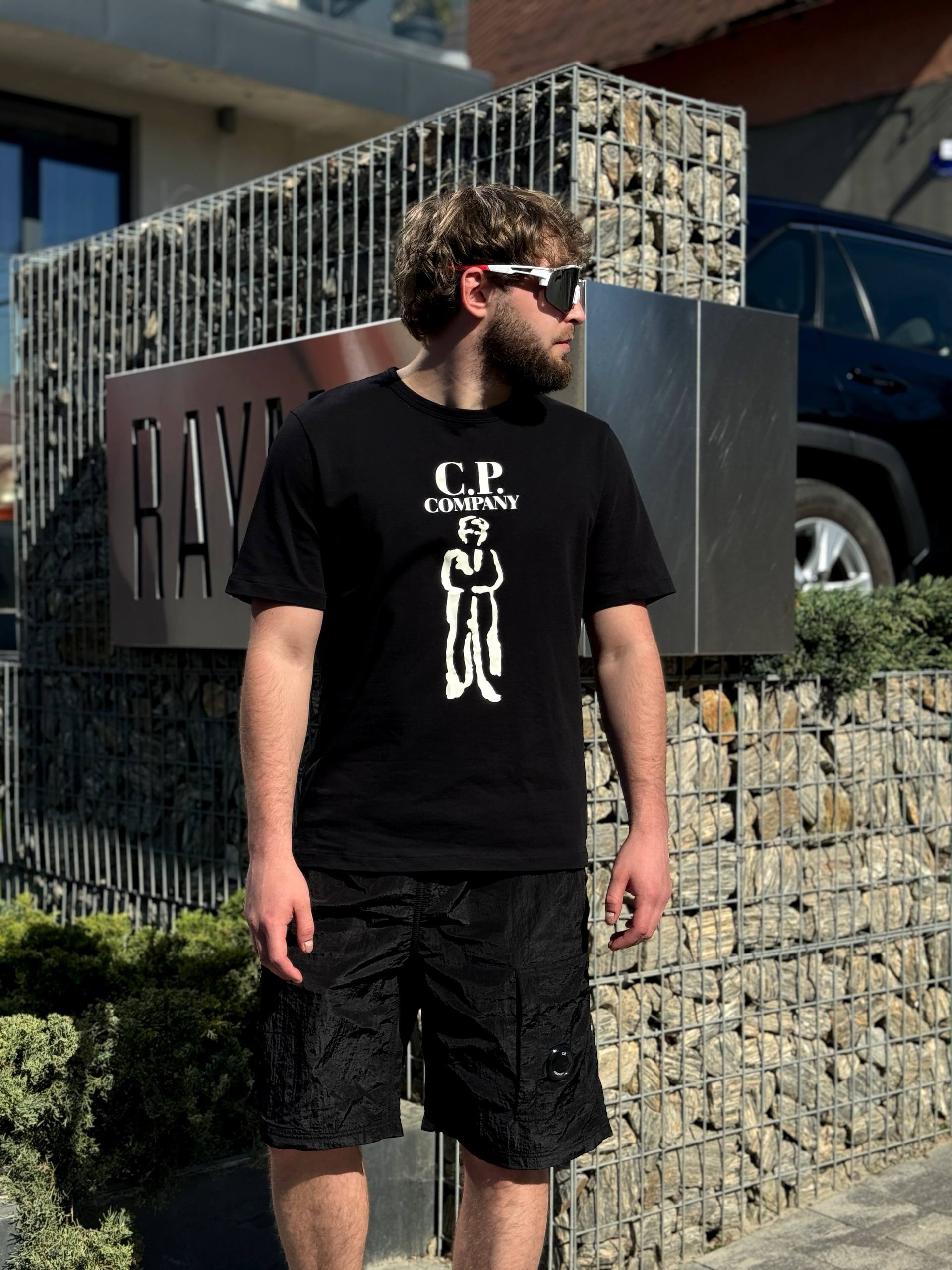 Casual Dictat — C.P. Company футболка на моделі